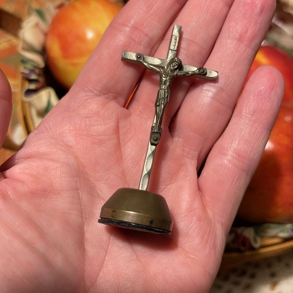 LOT of Lovely Religious Pieces - CRUCIFIX Pendants More - ITALY - Vintage - Picture 16 of 16